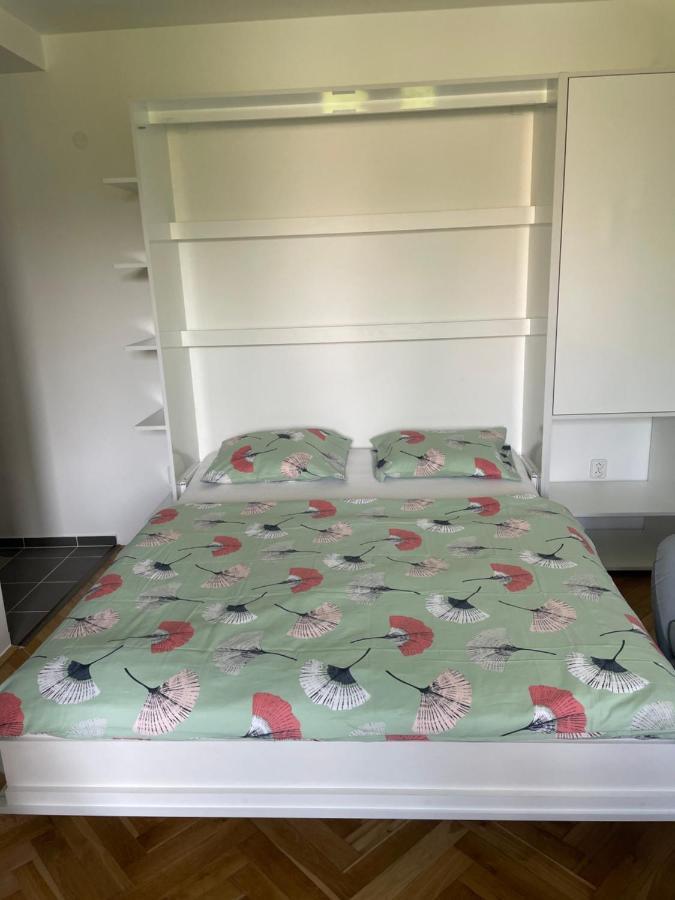 Apartman V Kratke Kamenicky Senov ภายนอก รูปภาพ
